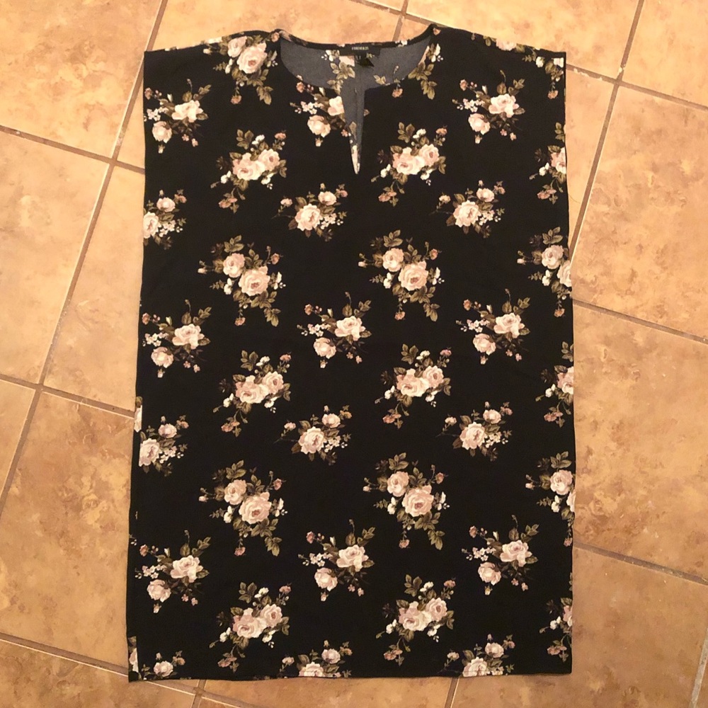 🌟Forever 21 Sheath Dress🌟